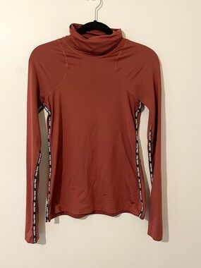 Nike Pro Dri Fit Reddish Maroon Long Sleeve Active Wear Women’s Size Small